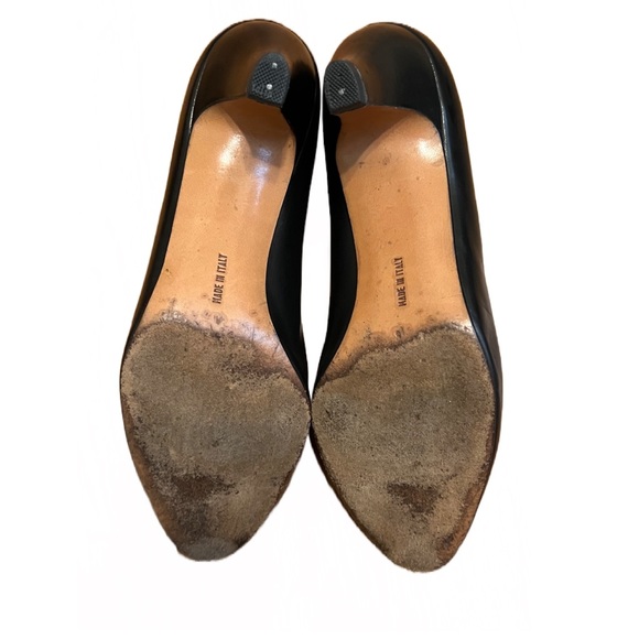 Salvatore Ferragamo Vintage Black Heels with Gold - Picture 5 of 8